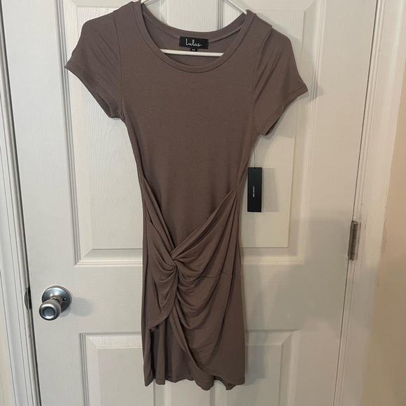 LuLus Brown mini dress. New with tags. Size Xsmall. - Picture 1 of 3